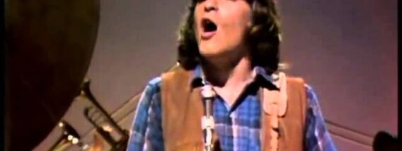 Creedence Clearwater Revival Green River in Andy Williams Show (1969)