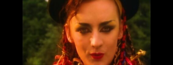Culture Club – Karma Chameleon (Official Music Video)