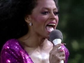 Diana Ross – Im Coming Out (Live from Central Park 83)