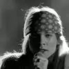 Guns N Roses – Sweet Child O Mine (Official Music Video)