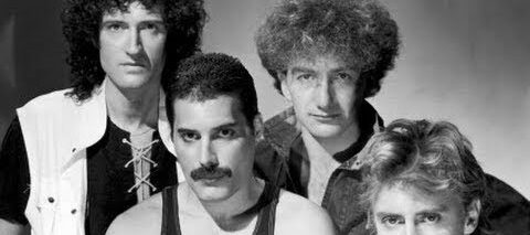 Queen and David Bowie – Under Pressure (Official Video)