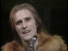 Steve Harley & Cockney Rebel – Make Me Smile (Come Up And See Me) (Official Music Video)