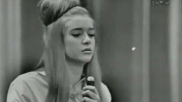 The Shangri-Las -Leader Of The Pack Video with High Quality Sound