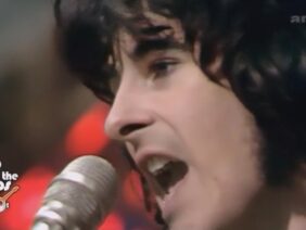 NEW 📀 Come And Get It – Badfinger {Stereo} 1970