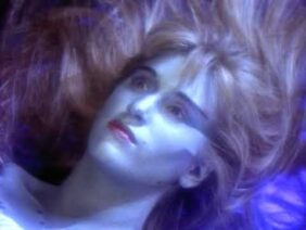 Ratt – Lovin Yous a Dirty Job (Official Music Video)