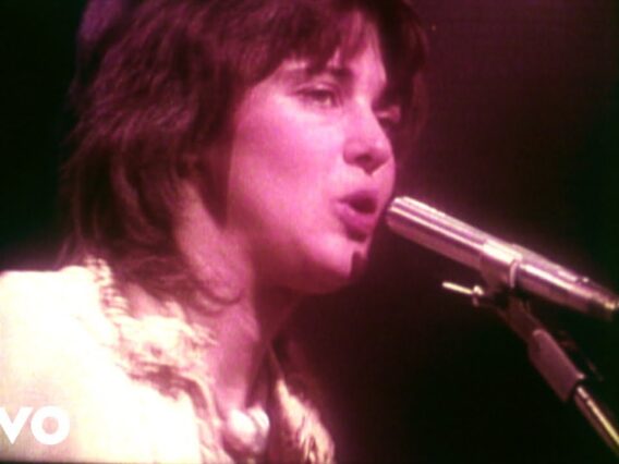 Suzi Quatro – Tear Me Apart (Official Music Video)