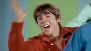 The Monkees – Daydream Believer (Official Music Video)