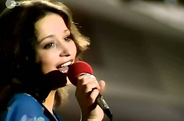 Tina Charles – I Love To Love [Starparade]