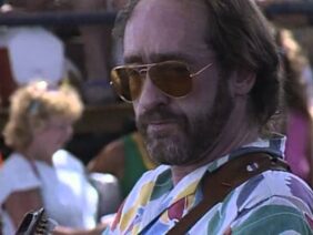 Dave Mason – World In Changes (Live at Farm Aid 1986)