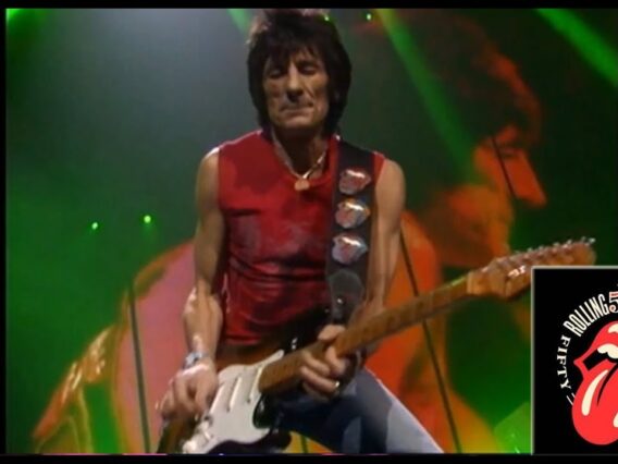 The Rolling Stones – Cant You Hear Me Knocking – Live OFFICIAL