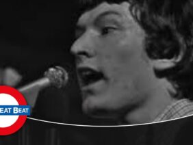The Spencer Davis Group (feat. Steve Winwood) – Keep On Running (1966)