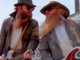 ZZ Top – Gimme All Your Lovin (Official Music Video) [HD]