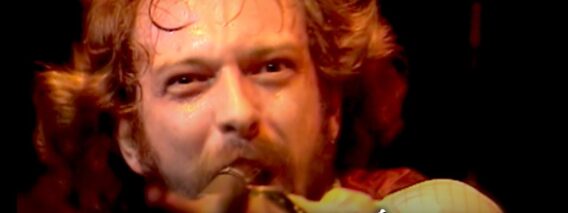 Jethro Tull – Thick As A Brick (Sight And Sound In Concert: Jethro Tull Live, 19th Feb, 1977)
