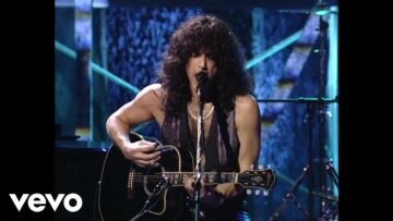 Kiss – Sure Know Something (Live On MTV Unplugged)
