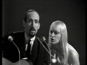 Peter Paul & Mary – Early Morning Rain (1966)