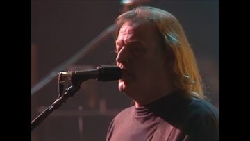 Pink Floyd – Learning to Fly – Live in Venice (Official Video)