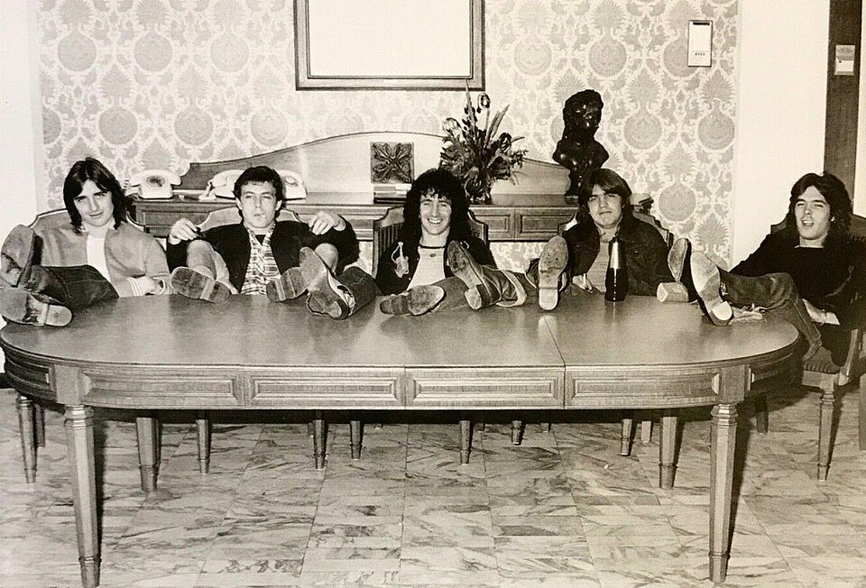 AC/DC