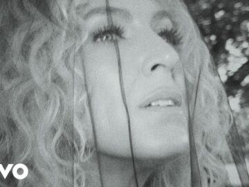 Little Big Town, Ashley Monroe – Sucker For A Sad Song [Official Music Video]
