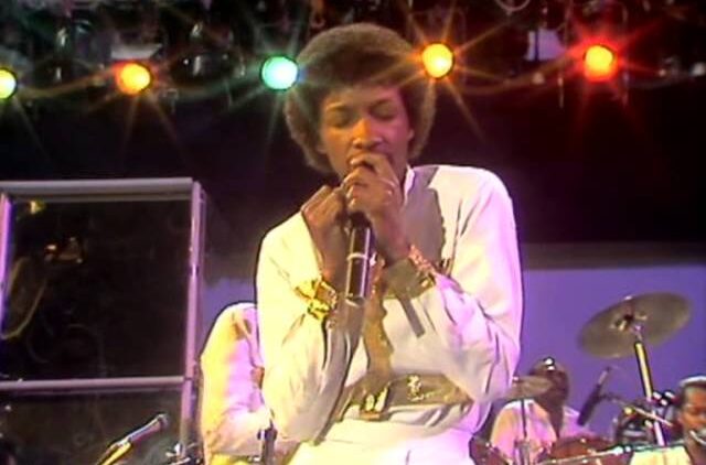 Kool & The Gang – Steppin Out