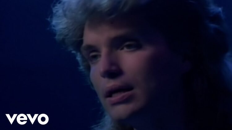 Richard Marx – Right Here Waiting (Official Music Video)
