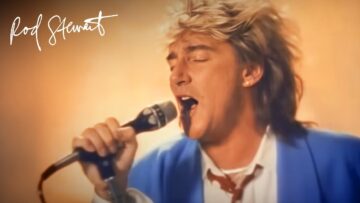 Rod Stewart – My Heart Cant Tell Me No (Official Video)