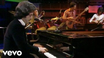 Billy Joel – Piano Man (Live on The Old Grey Whistle Test – May 16, 1975)