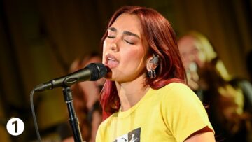 Dua Lipa – Be The One in the Radio 1 Live Lounge