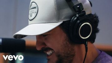 Luke Bryan, Luke Combs – Finders Keepers